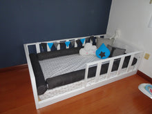 Cargar imagen en el visor de la galería, CAMITA FLAT