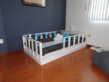 Cargar imagen en el visor de la galería, CAMITA FLAT