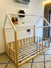 Cargar imagen en el visor de la galería, CAMA HOUSE